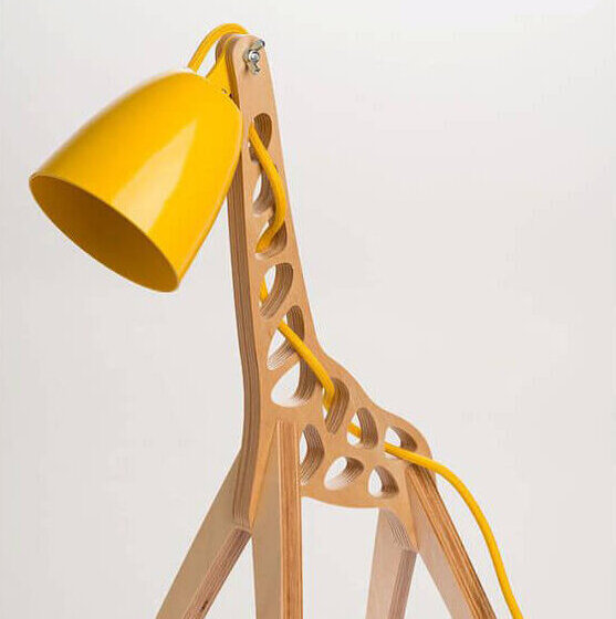 Detail002